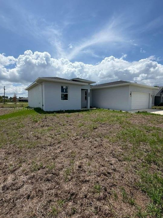 En Venta: $360,000 (3 camas, 2 baños, 1750 Pies cuadrados)