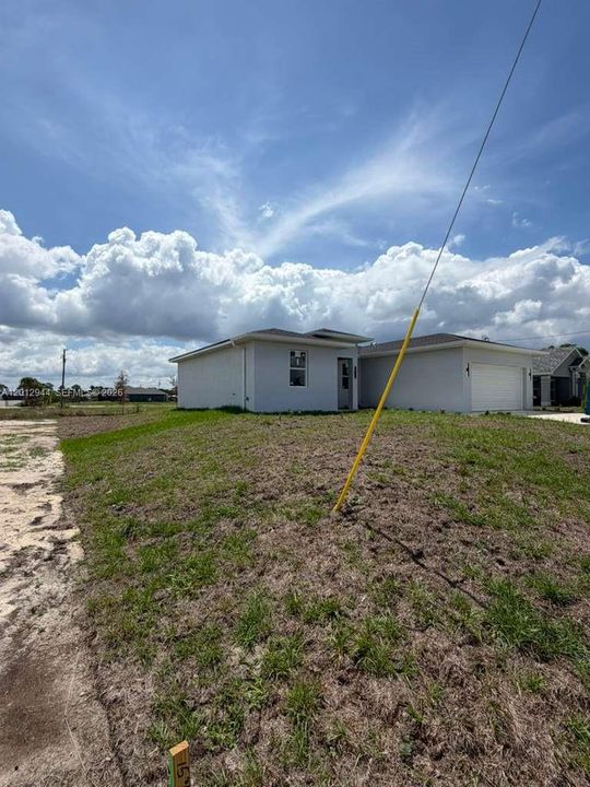 En Venta: $360,000 (3 camas, 2 baños, 1750 Pies cuadrados)