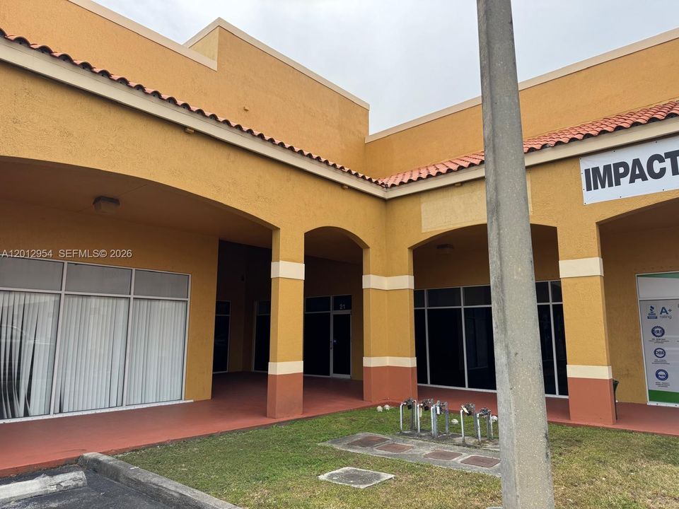 En Renta: $2,000 (0 camas, 0 baños, 0 Pies cuadrados)