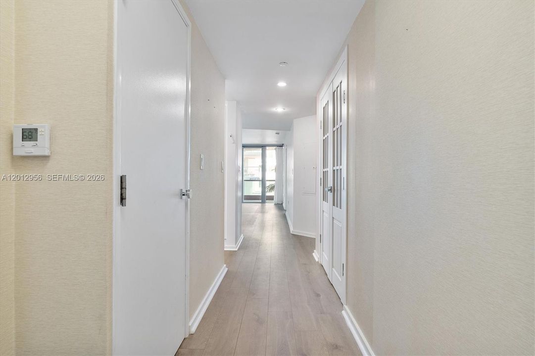 For Sale: $1,670,000 (2 beds, 2 baths, 1614 Square Feet)
