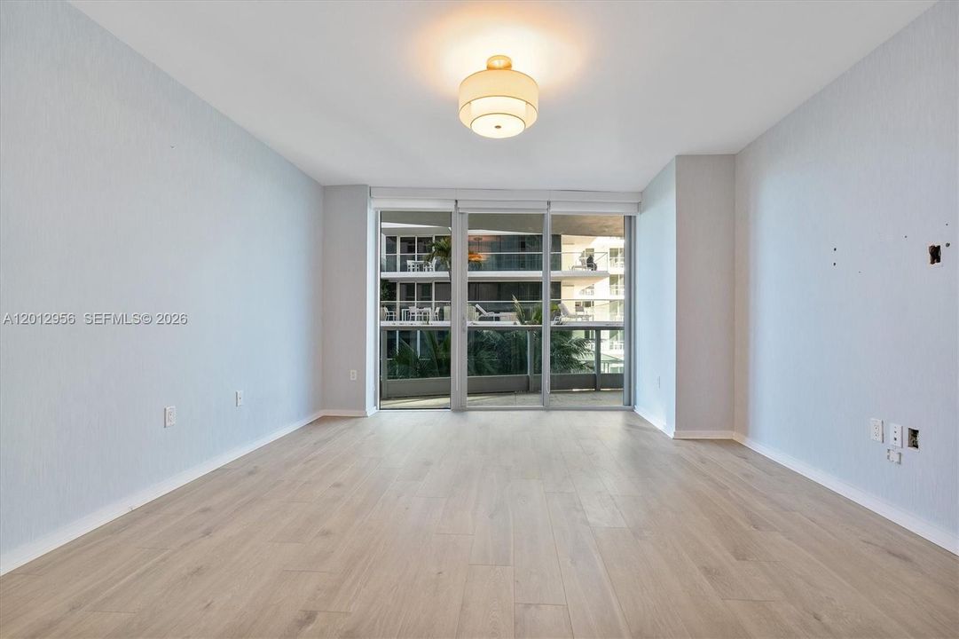 For Sale: $1,670,000 (2 beds, 2 baths, 1614 Square Feet)