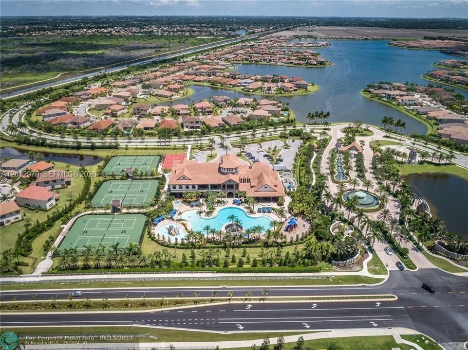В аренду: $8,300 (5 спален, 4 ванн, 4176 Квадратных фут)