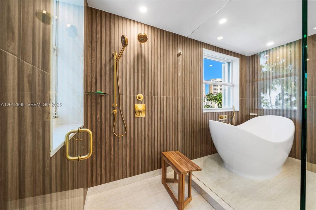 В аренду: $12,000 (2 спален, 2 ванн, 1700 Квадратных фут)