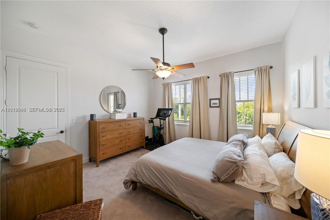 For Rent: $4,500 (2 beds, 2 baths, 1262 Square Feet)