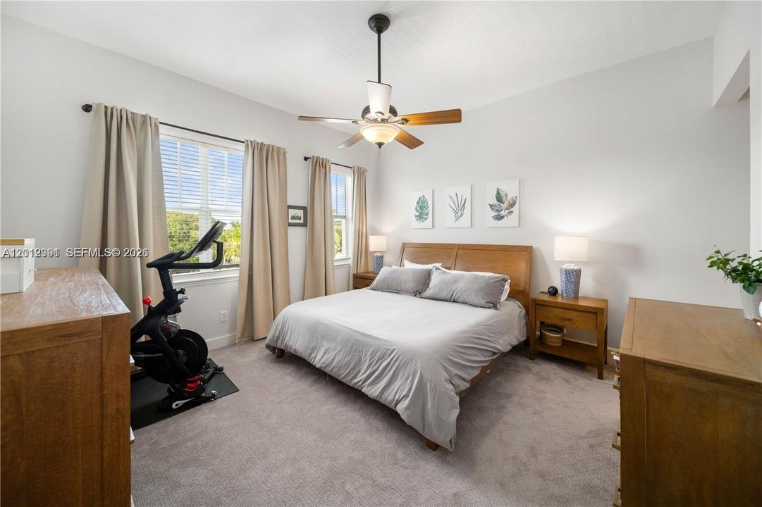 For Rent: $4,500 (2 beds, 2 baths, 1262 Square Feet)