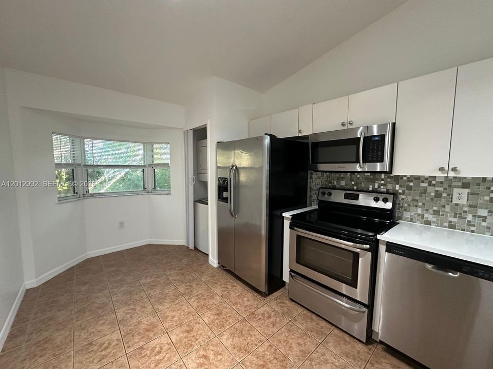 En Venta: $200,000 (2 camas, 2 baños, 815 Pies cuadrados)