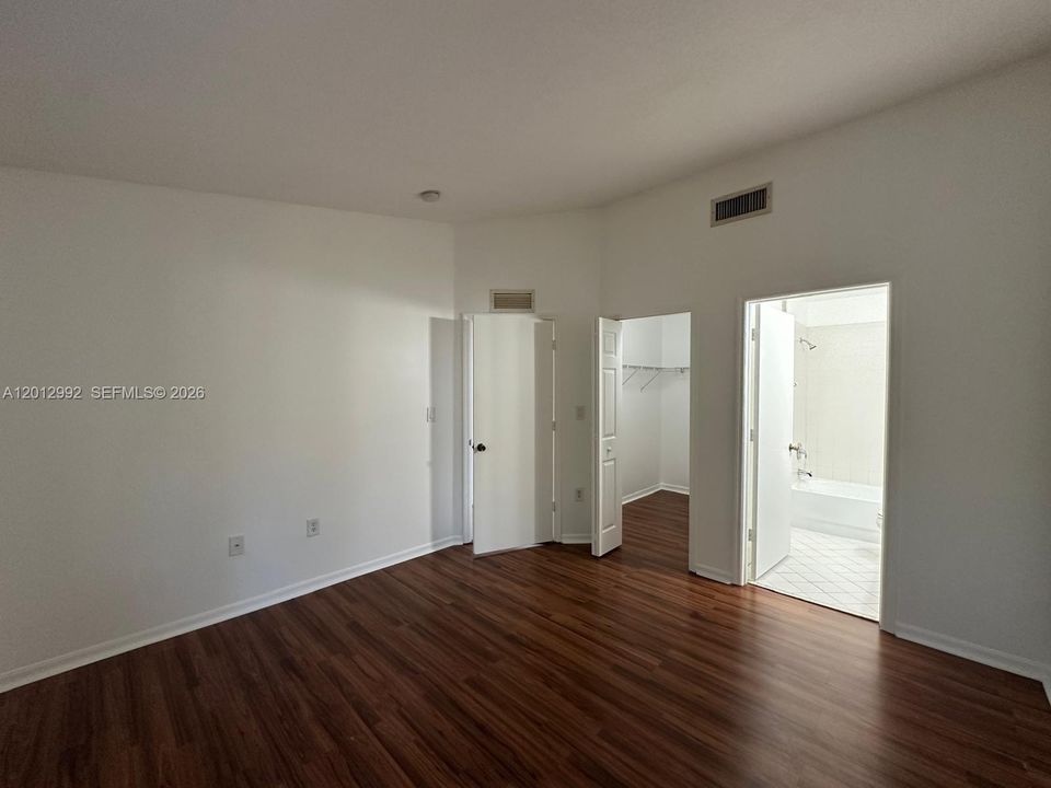 En Venta: $200,000 (2 camas, 2 baños, 815 Pies cuadrados)