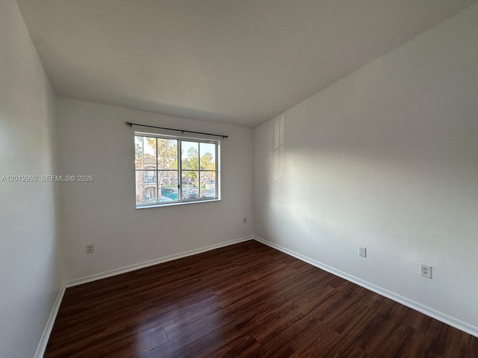 En Venta: $200,000 (2 camas, 2 baños, 815 Pies cuadrados)