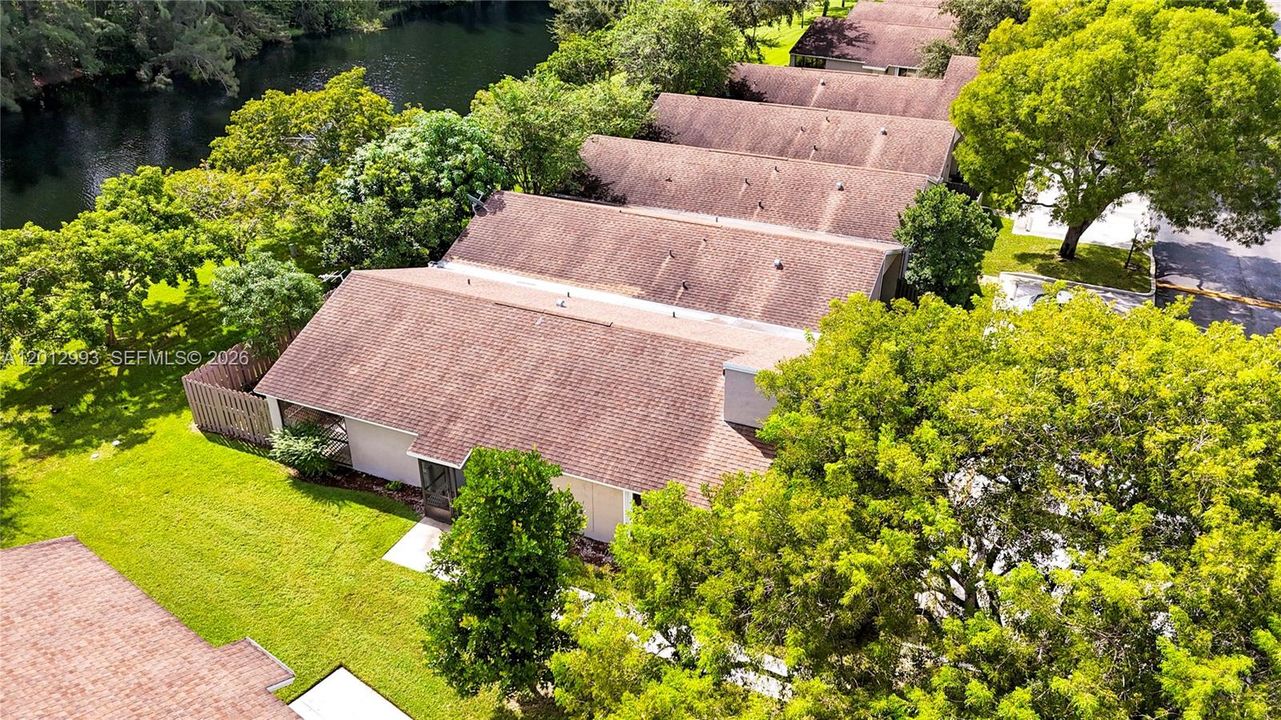 En Venta: $425,000 (3 camas, 2 baños, 1050 Pies cuadrados)