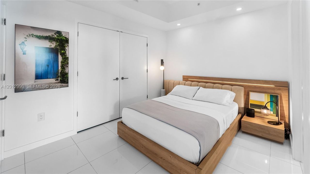 En Venta: $675,000 (1 camas, 2 baños, 1173 Pies cuadrados)