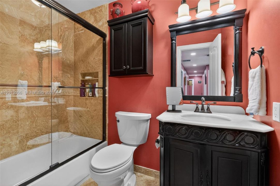 For Sale: $4,395,000 (6 beds, 4 baths, 4334 Square Feet)
