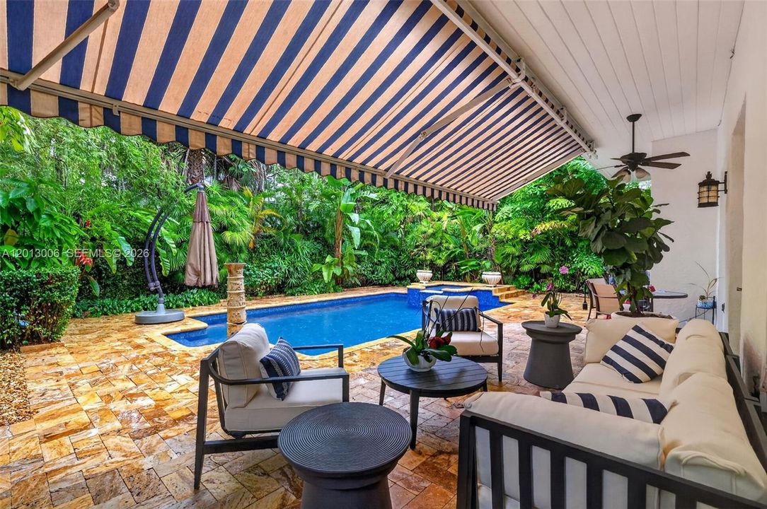 For Sale: $4,395,000 (6 beds, 4 baths, 4334 Square Feet)
