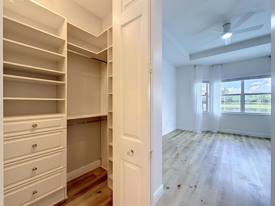 Walk-In Closet 1