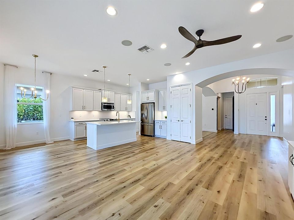 Living Room-Kitchen
