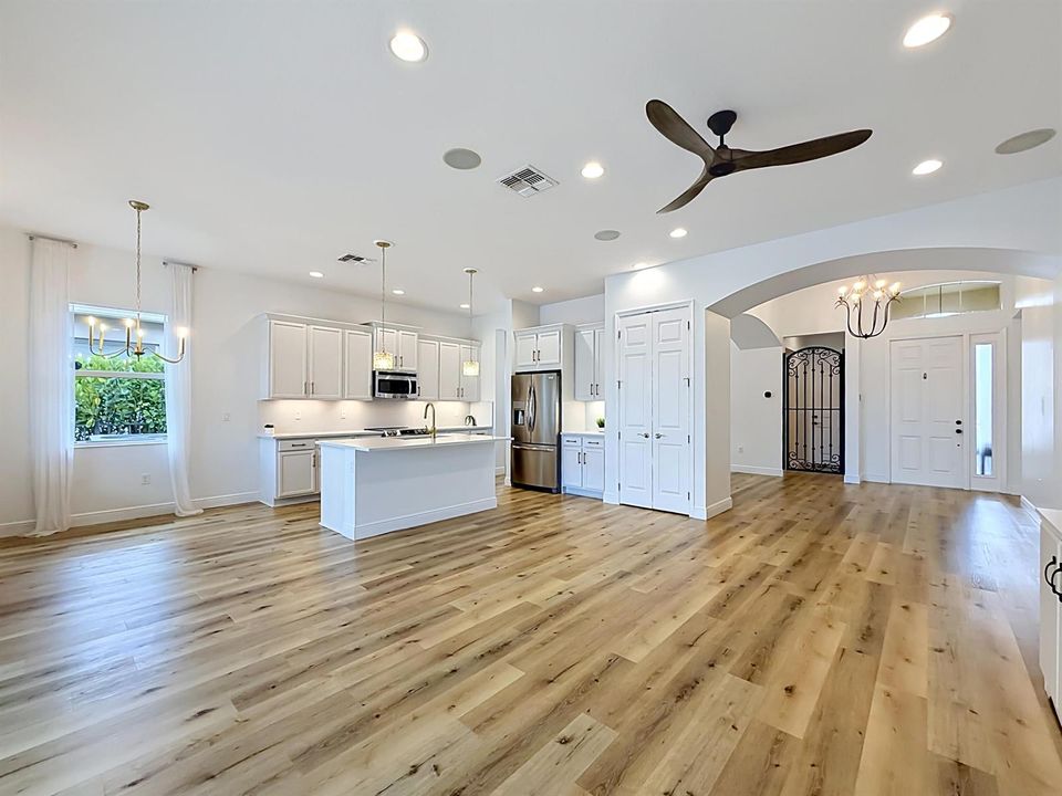 Living Room-Kitchen