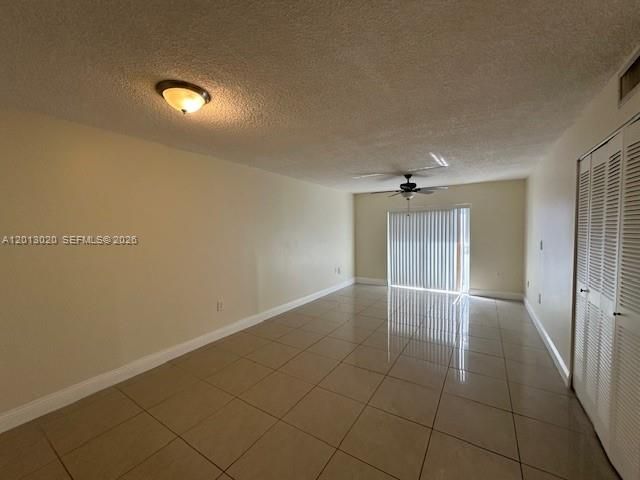 For Sale: $215,000 (2 beds, 1 baths, 805 Square Feet)