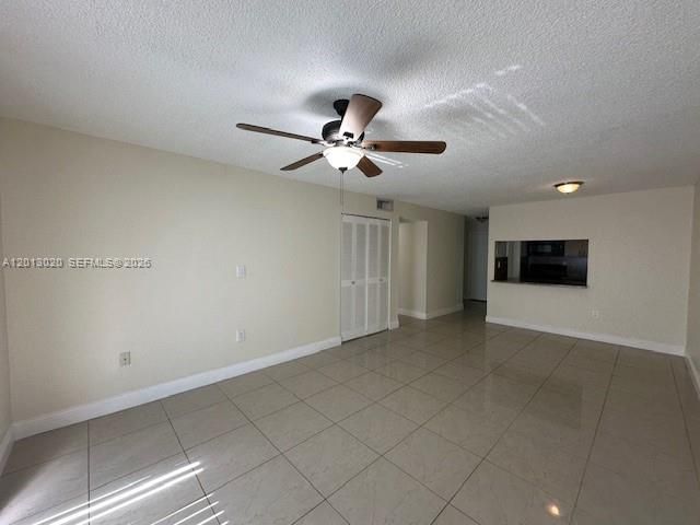 For Sale: $215,000 (2 beds, 1 baths, 805 Square Feet)