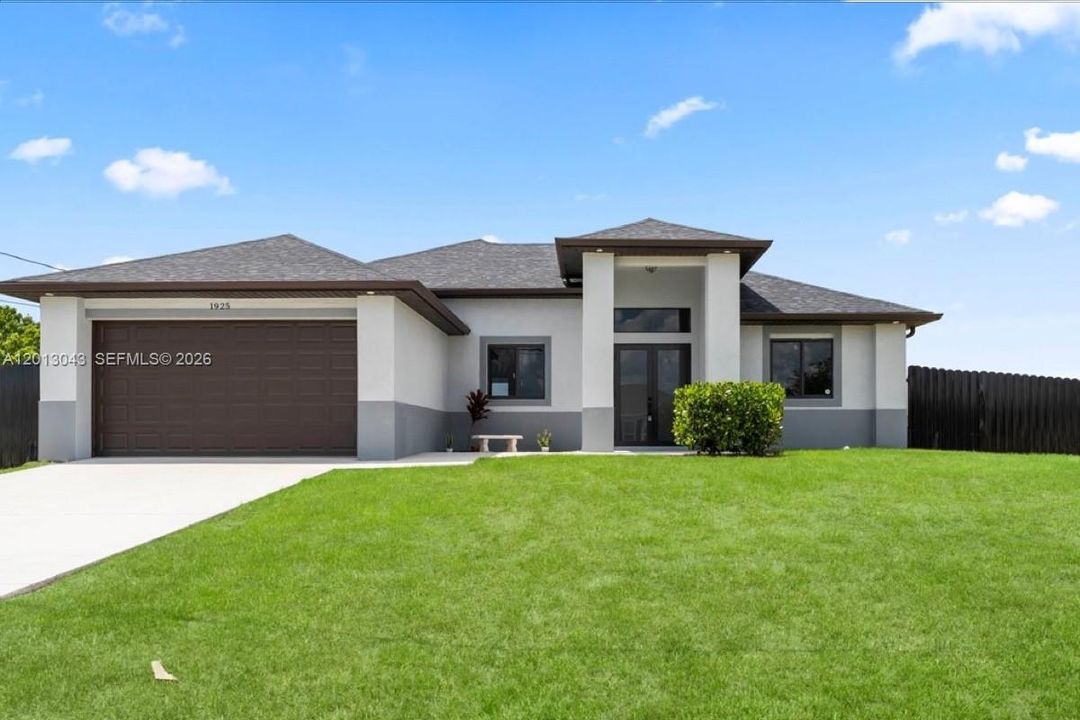 Activo con contrato: $449,900 (3 camas, 2 baños, 1656 Pies cuadrados)