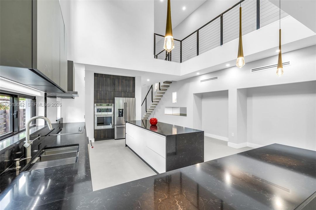 В аренду: $6,900 (3 спален, 2 ванн, 0 Квадратных фут)