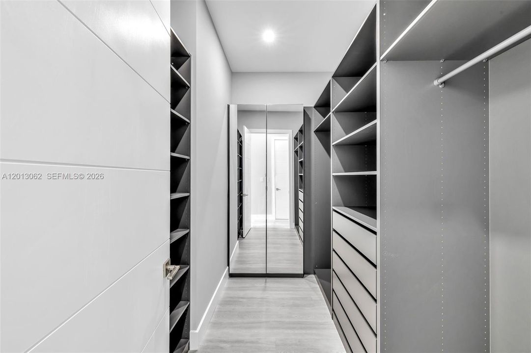 В аренду: $6,900 (3 спален, 2 ванн, 0 Квадратных фут)