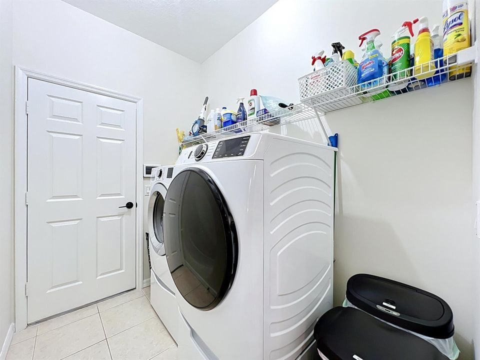 1343 Shoreline Circle-80