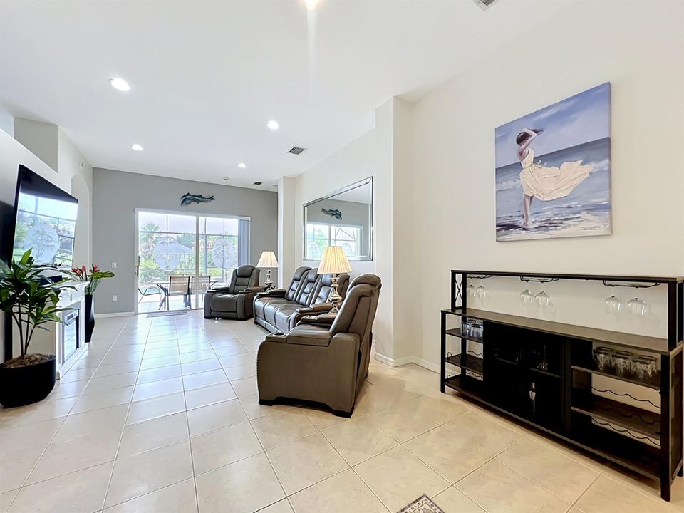 1343 Shoreline Circle-23