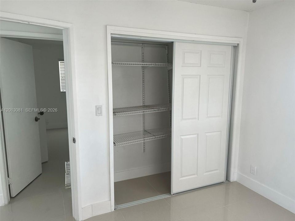 En Renta: $2,490 (3 camas, 1 baños, 1004 Pies cuadrados)