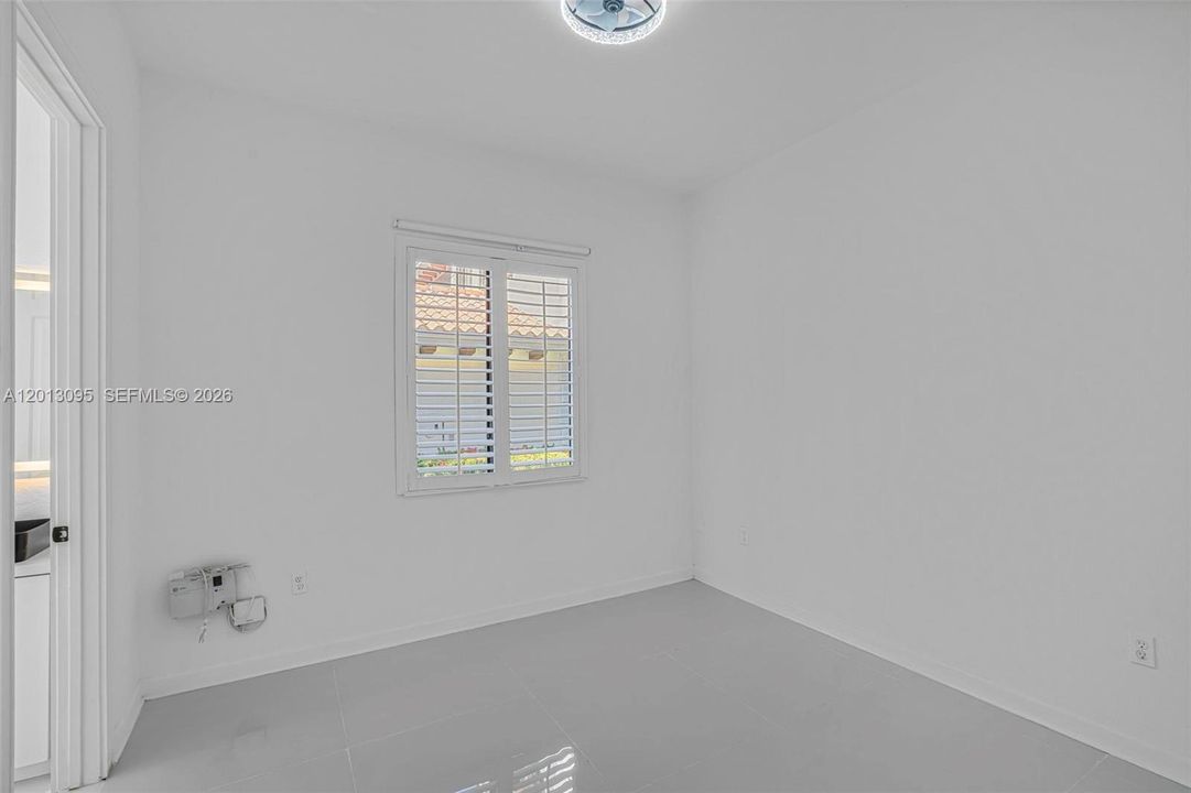 For Rent: $7,500 (5 beds, 4 baths, 3061 Square Feet)