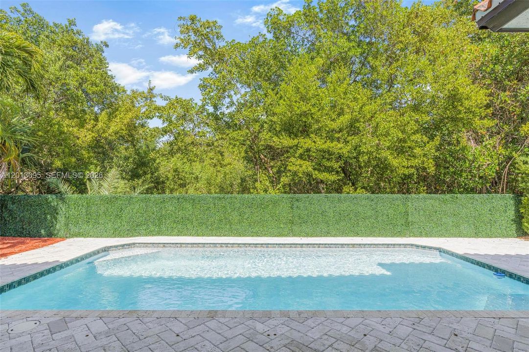 For Rent: $7,500 (5 beds, 4 baths, 3061 Square Feet)