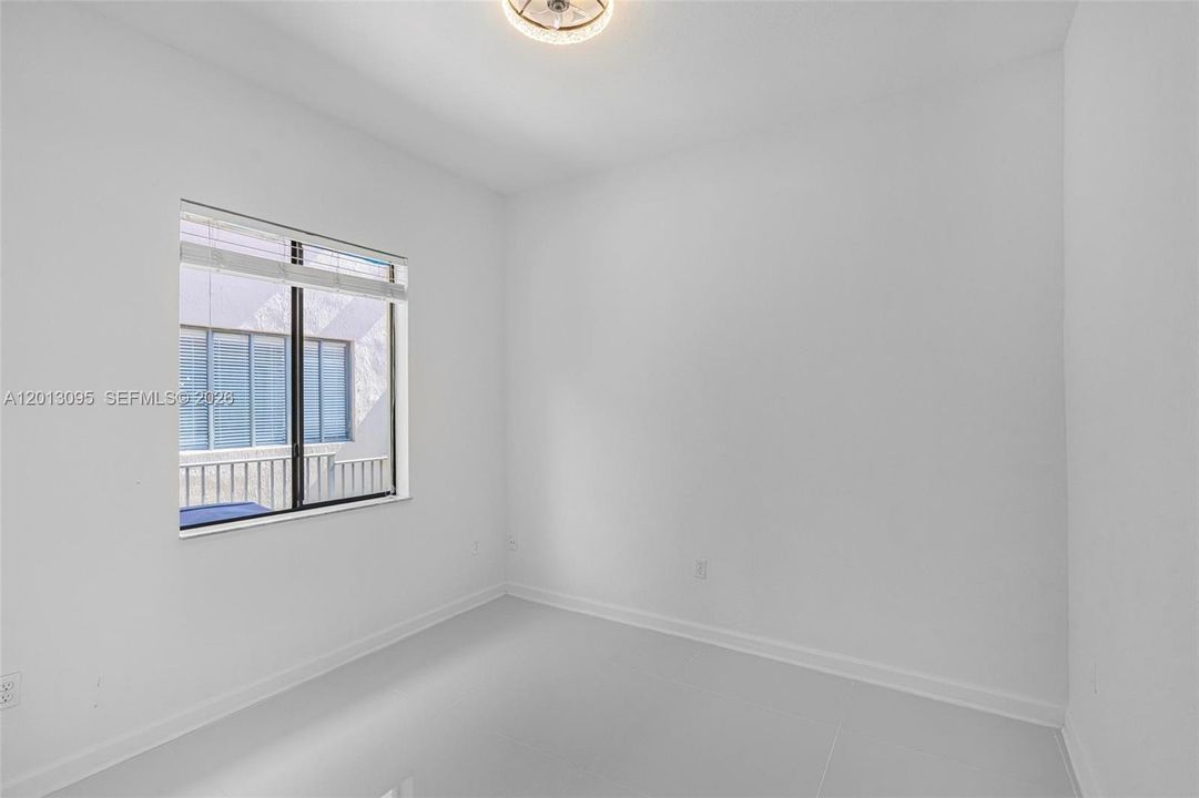 For Rent: $7,500 (5 beds, 4 baths, 3061 Square Feet)