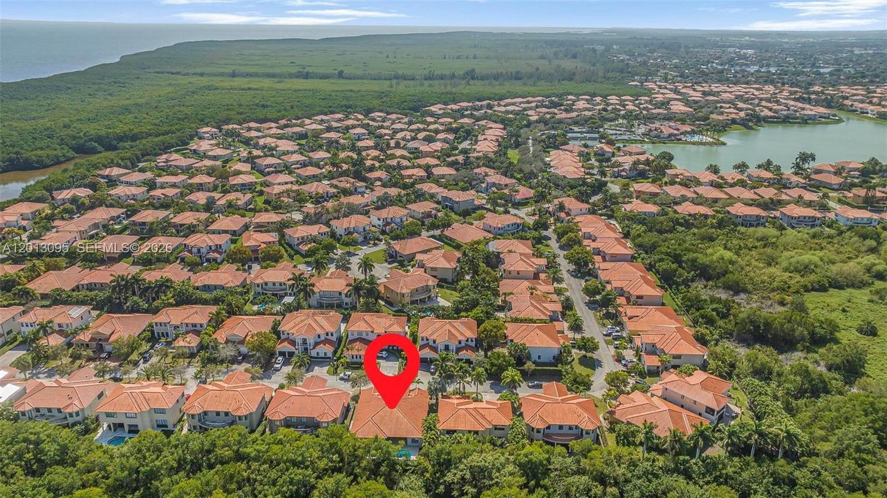 For Rent: $7,500 (5 beds, 4 baths, 3061 Square Feet)