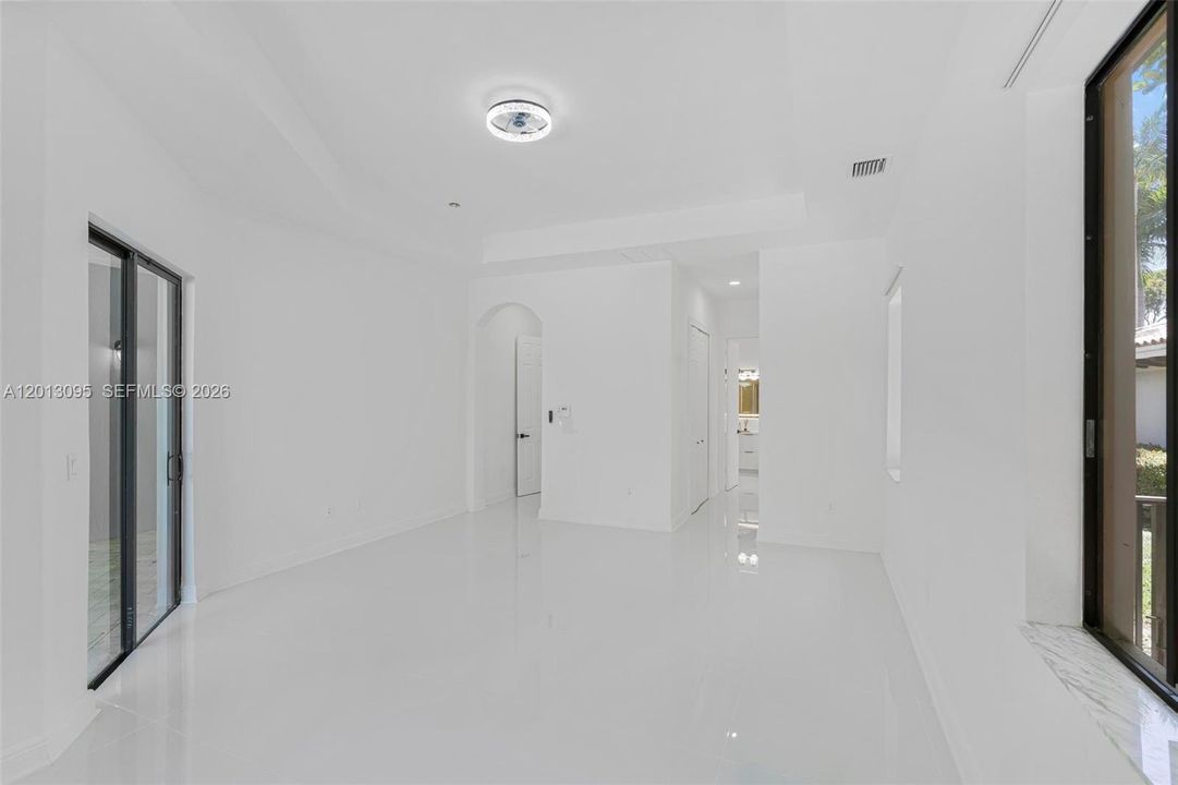 For Rent: $7,500 (5 beds, 4 baths, 3061 Square Feet)