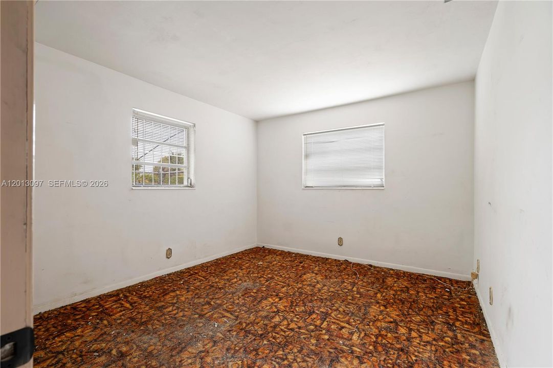Active With Contract: $550,000 (4 beds, 2 baths, 1824 Square Feet)
