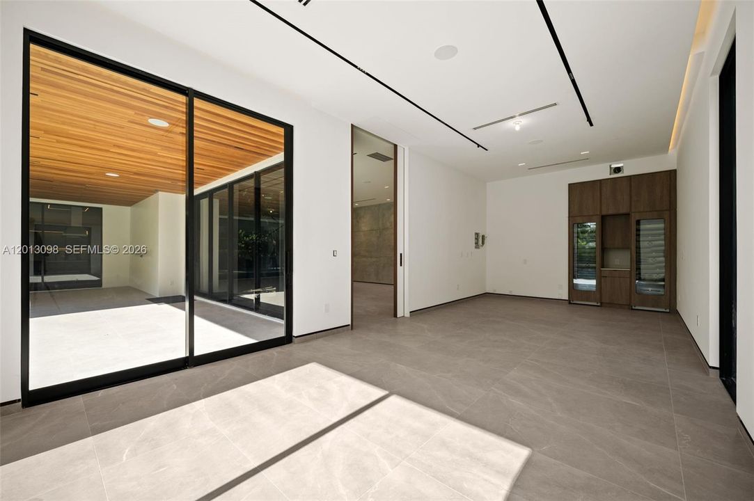 En Venta: $8,750,000 (6 camas, 7 baños, 6936 Pies cuadrados)