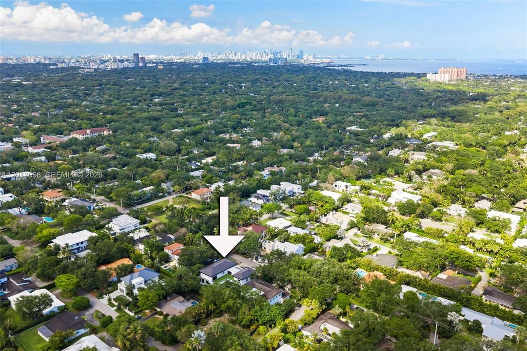 En Venta: $8,750,000 (6 camas, 7 baños, 6936 Pies cuadrados)