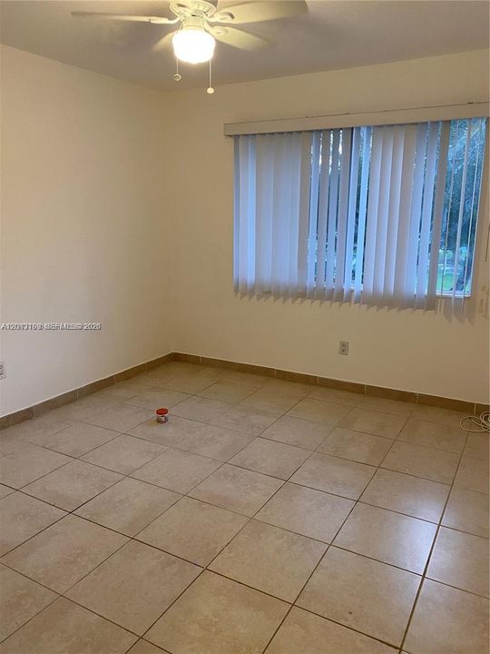 В аренду: $2,350 (3 спален, 2 ванн, 1518 Квадратных фут)
