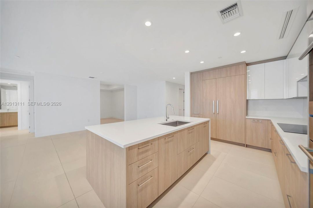 В аренду: $15,000 (2 спален, 3 ванн, 2315 Квадратных фут)