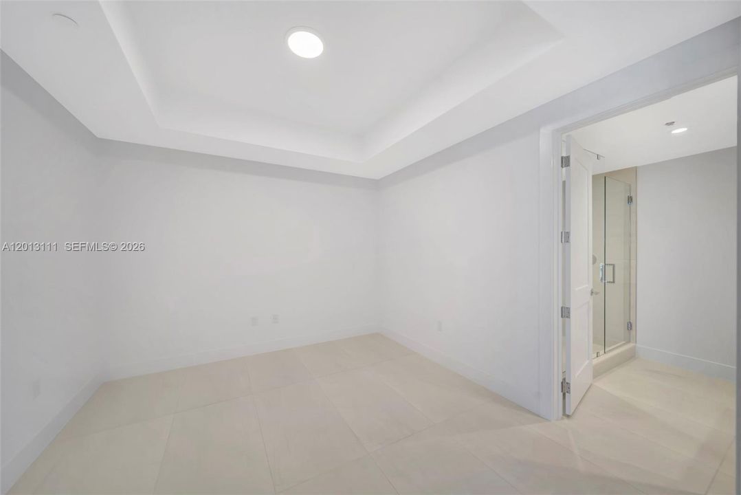 В аренду: $15,000 (2 спален, 3 ванн, 2315 Квадратных фут)
