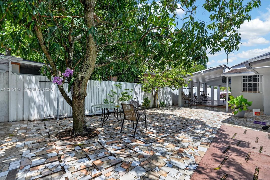 Activo con contrato: $480,000 (3 camas, 3 baños, 1476 Pies cuadrados)