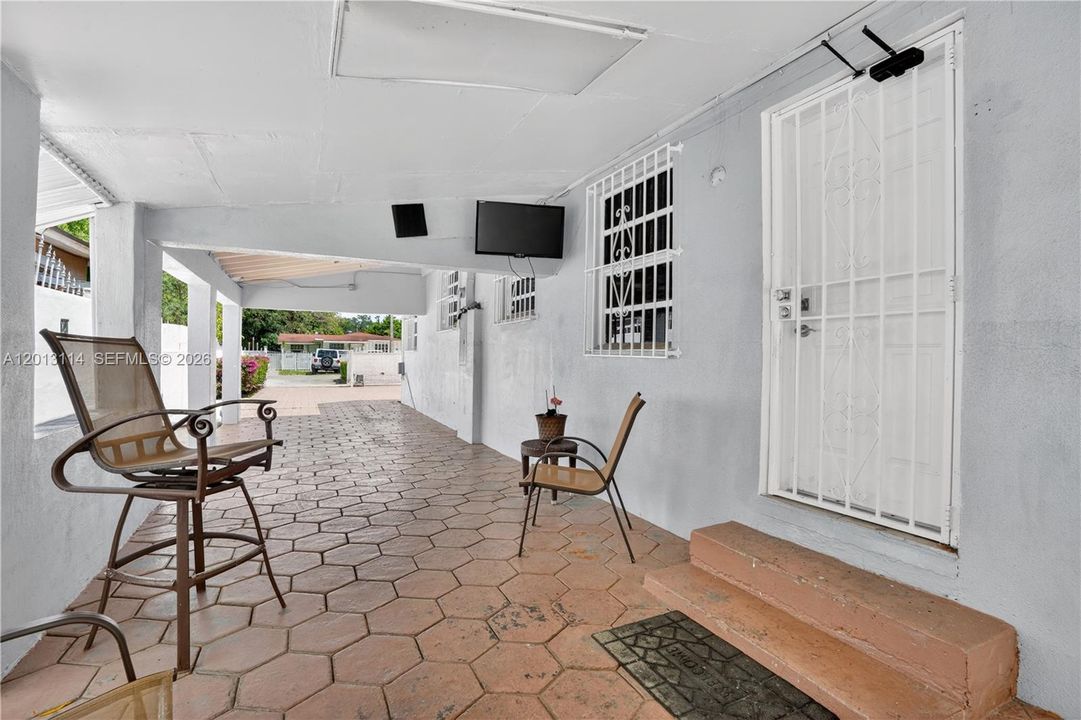 Activo con contrato: $480,000 (3 camas, 3 baños, 1476 Pies cuadrados)