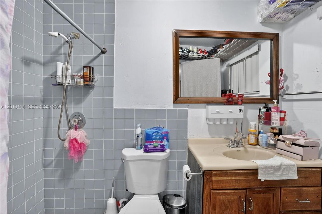 Activo con contrato: $480,000 (3 camas, 3 baños, 1476 Pies cuadrados)
