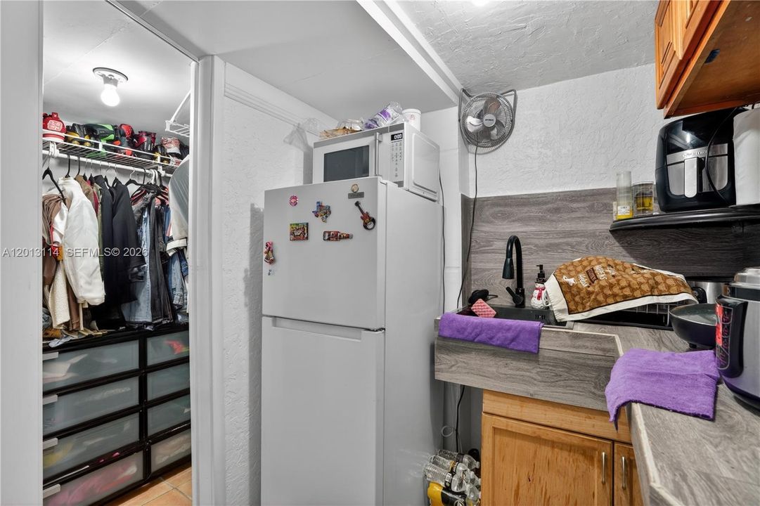 Activo con contrato: $480,000 (3 camas, 3 baños, 1476 Pies cuadrados)
