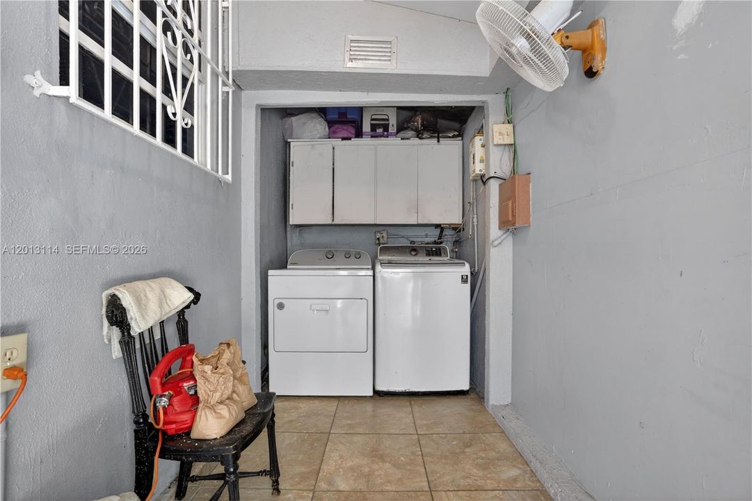 Activo con contrato: $480,000 (3 camas, 3 baños, 1476 Pies cuadrados)