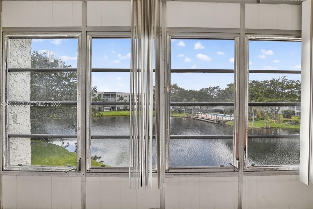 En Venta: $205,000 (2 camas, 2 baños, 1100 Pies cuadrados)