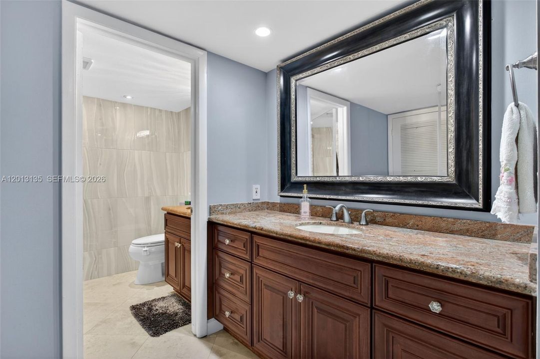 For Sale: $599,900 (2 beds, 2 baths, 1433 Square Feet)