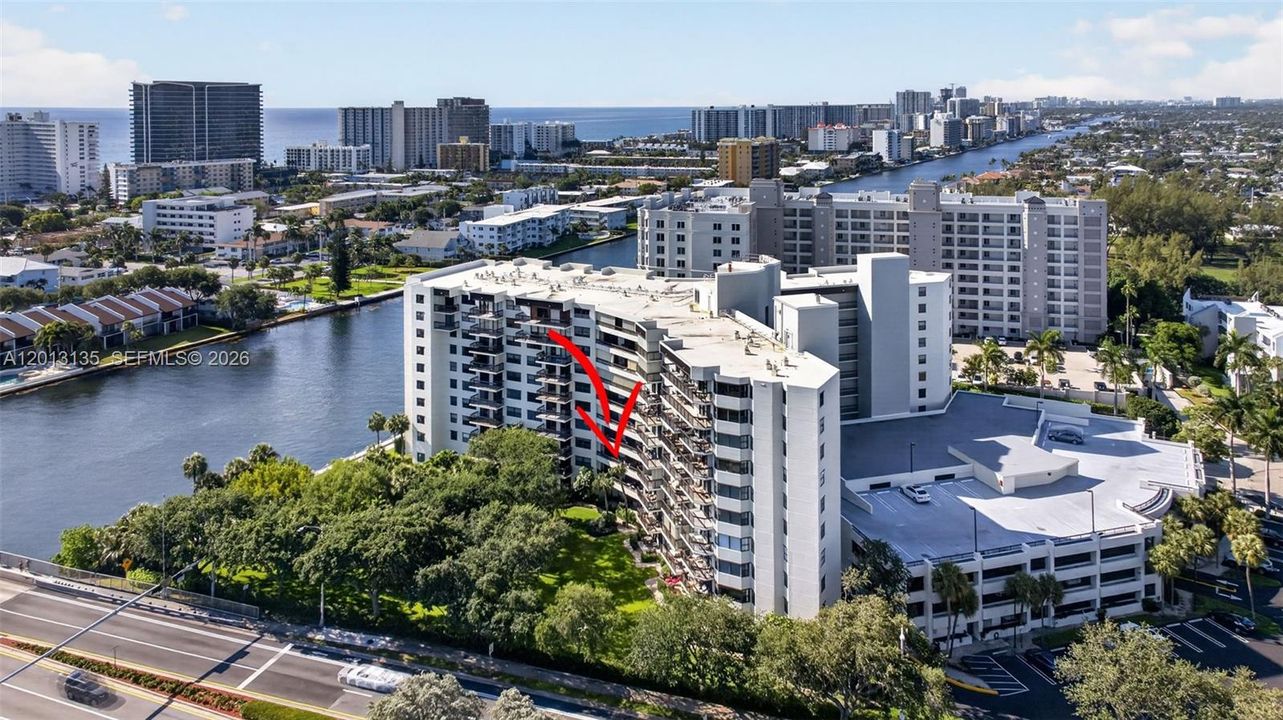 For Sale: $599,900 (2 beds, 2 baths, 1433 Square Feet)