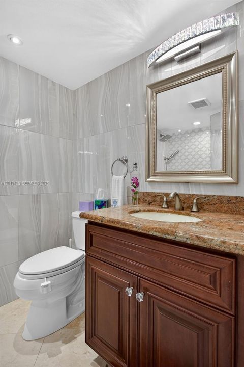 For Sale: $599,900 (2 beds, 2 baths, 1433 Square Feet)