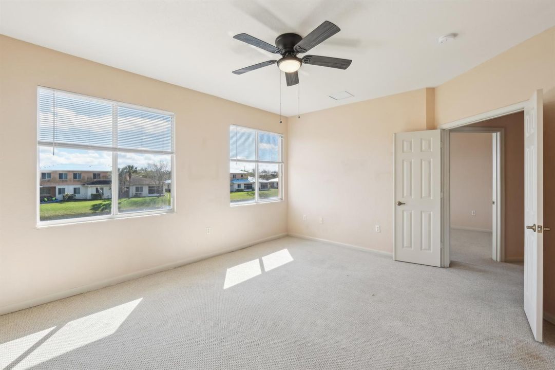 2584 SW Stockbridge Sq Square SW