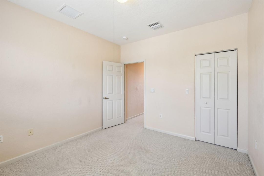 2584 SW Stockbridge Sq Square SW