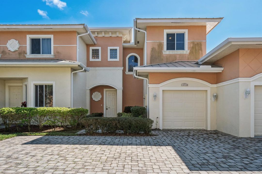 2584 SW Stockbridge Sq Square SW